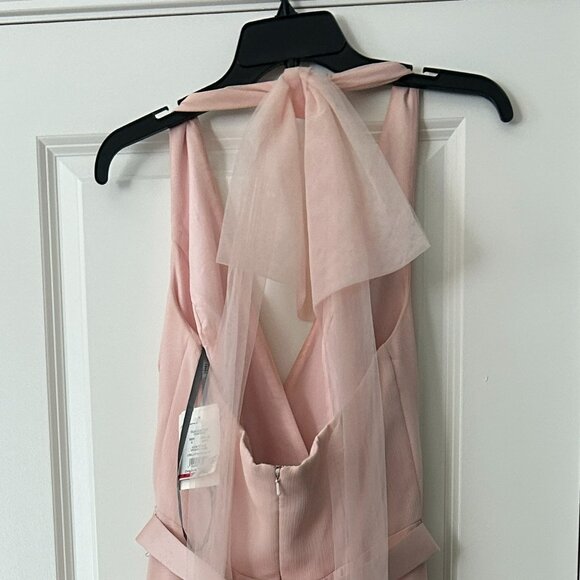 Vera Wang NWT - Blush Chiffon Halter Bridesmaid Dress – Size 8 - Picture 5 of 16